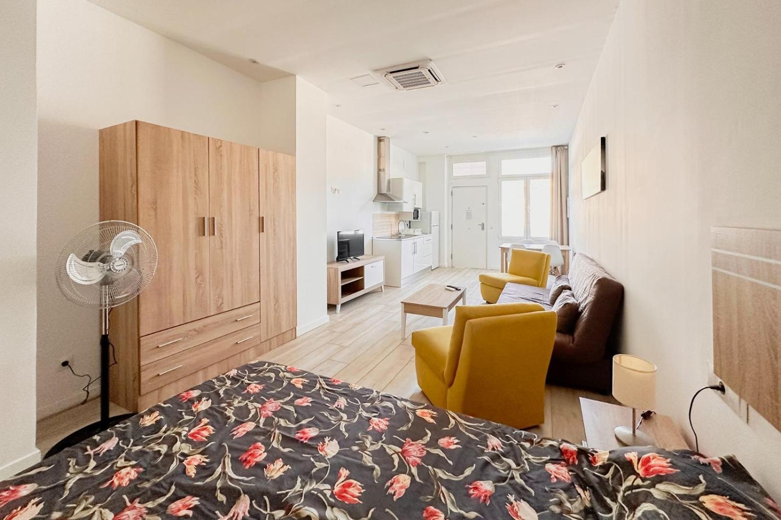 Appartement Malaga Velarde Center Extérieur photo